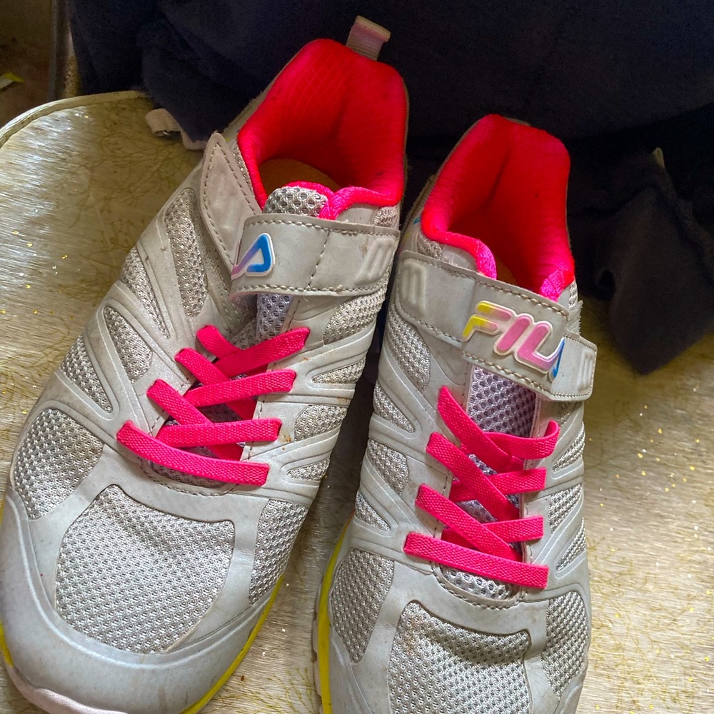 Colorful FILAS - Picture 2 of 4